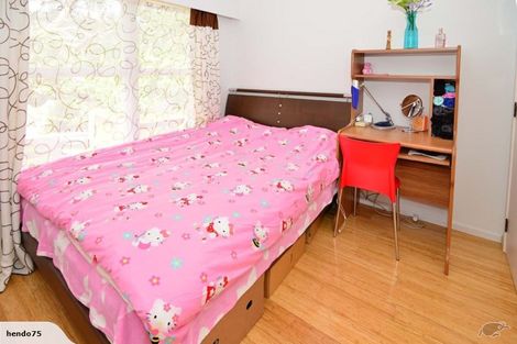 Photo of property in 2/97 Archers Road, Hillcrest, Auckland, 0629