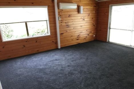 Photo of property in 5 Evanda Crescent, Conifer Grove, Takanini, 2112