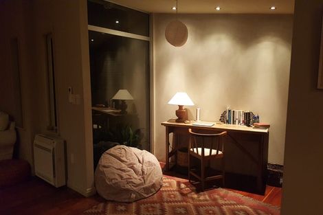 Photo of property in 2 Matipo Street, Eastbourne, Lower Hutt, 5013