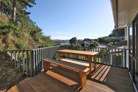Photo of property in 30 Postgate Drive, Whitby, Porirua, 5024