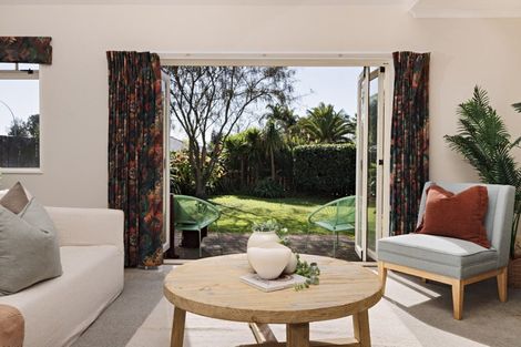 Photo of property in 5 Grantleigh Way, Pyes Pa, Tauranga, 3112