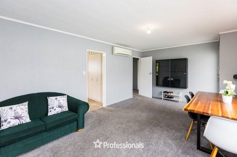 Photo of property in 2/71 Gemstone Drive, Birchville, Upper Hutt, 5018