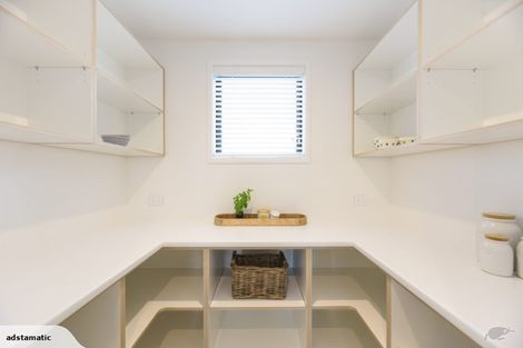 Photo of property in 92 Franks Way, Papamoa Beach, Papamoa, 3118