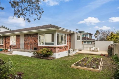 Photo of property in 3/4 Ngaio Street, Takapuna, Auckland, 0622