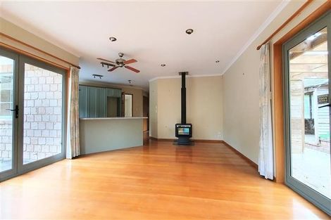 Photo of property in 30 Everlea Place, Alfriston, Auckland, 2105