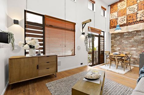 Photo of property in 1b/5 Charlotte Street, Eden Terrace, Auckland, 1021