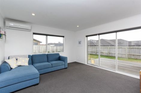 Photo of property in 4 Roy Johns Way, Bell Block, New Plymouth, 4312