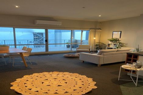 Photo of property in 8a Madeira Lane, Grafton, Auckland, 1023