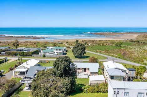 Photo of property in 3 Mchardy Place, Blackhead, Porangahau, 4284