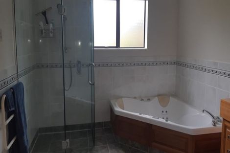 Photo of property in 9 Rewa Place, Lansdowne, Masterton, 5810