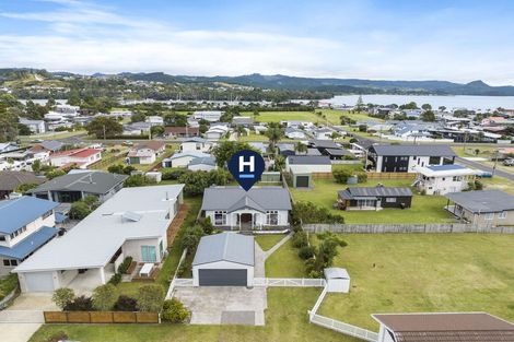 Photo of property in 219 The Square, Whangamata, 3620