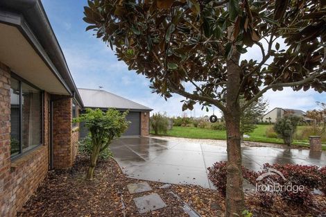 Photo of property in 27 Ferdinand Terrace, Yaldhurst, Christchurch, 8042