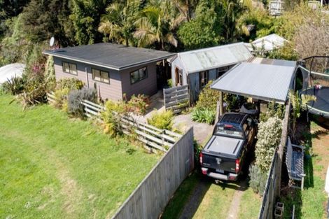 Photo of property in 10 Widdison Place, Whangamata, 3691