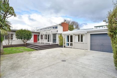 Photo of property in 182 Main North Road, Redwood, Christchurch, 8051