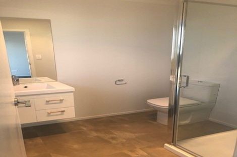 Photo of property in 2 Richardson Road, Omokoroa, 3114