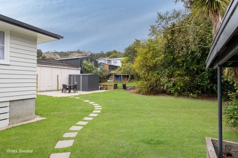 Photo of property in 32 Field Street, Silverstream, Upper Hutt, 5019