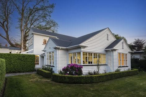 Photo of property in 108 Clyde Road, Ilam, Christchurch, 8041