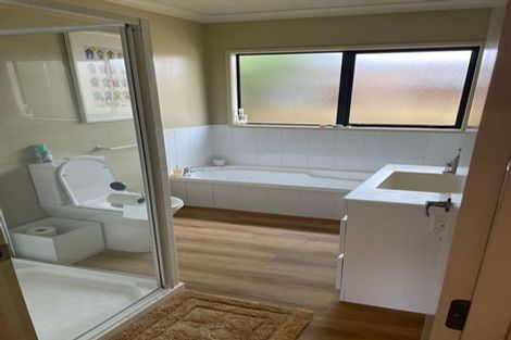 Photo of property in 31 Forest Road, Pinehaven, Upper Hutt, 5019