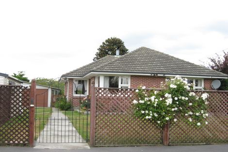 Photo of property in 6 Geelong Place, Burnside, Christchurch, 8053