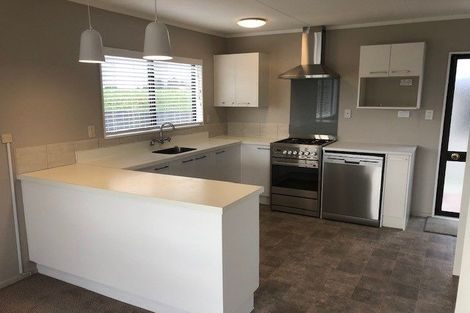 Photo of property in 28a Chelmarsh Place, Highbury, Palmerston North, 4412