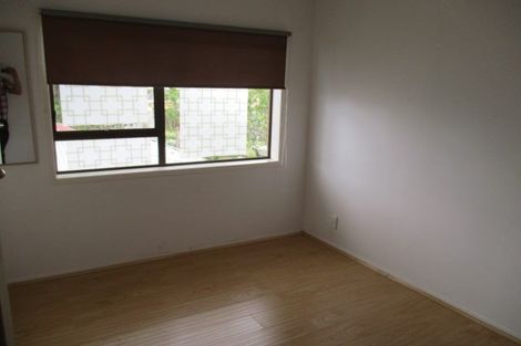 Photo of property in 2/14a Kurnell Drive, Botany Downs, Auckland, 2010