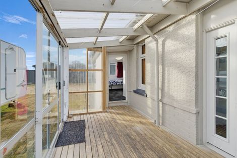 Photo of property in 30 Mccaughan Street, Browns, Winton, 9781