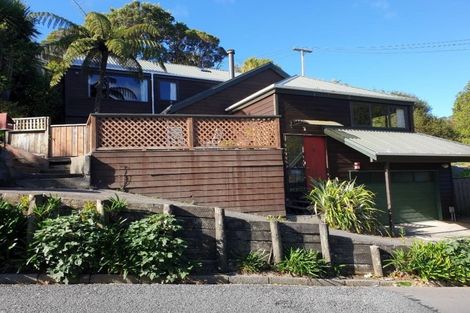 Photo of property in 10a Sydenham Street, Northland, Wellington, 6012