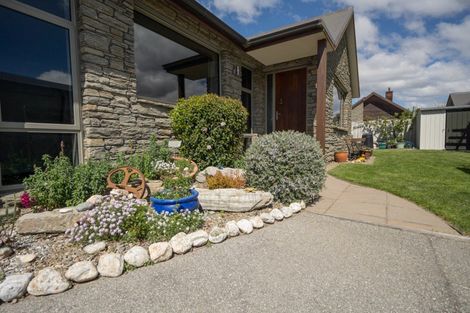 Photo of property in 35 Larch Crescent, Alexandra, 9320