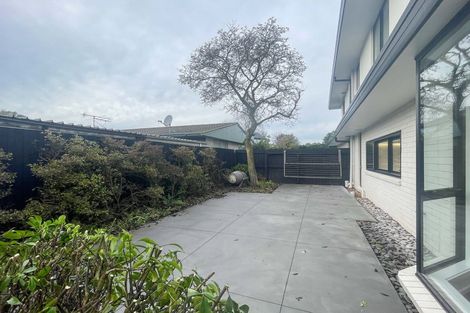 Photo of property in 8a Roa Road, Fendalton, Christchurch, 8041