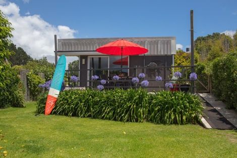 Photo of property in 36b Tasman Parade, Oakura, 4314