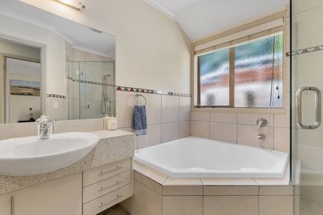 Photo of property in 1 Ladera Mews, Bethlehem, Tauranga, 3110