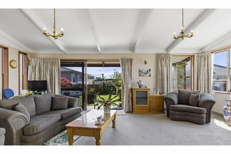 Photo of property in 22b Avenue Road, West End, Timaru, 7910