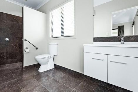 Photo of property in 19 Haast Place, Poraiti, Napier, 4112