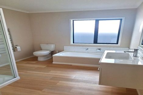 Photo of property in 40 Te Kaeaea Crescent, Wallaceville, Upper Hutt, 5018