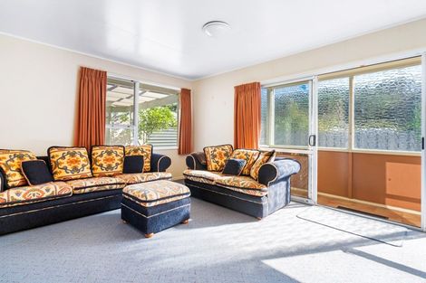 Photo of property in 117 Oakura Road, Oakura, Hikurangi, 0184