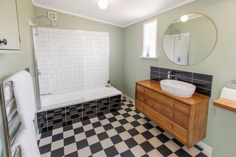 Photo of property in 3 Carlton Avenue, Gonville, Whanganui, 4501