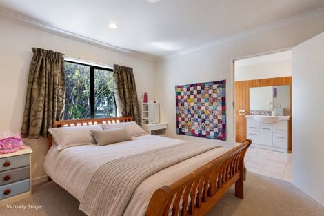 Photo of property in 13 Brandon Street, Otaki, 5512