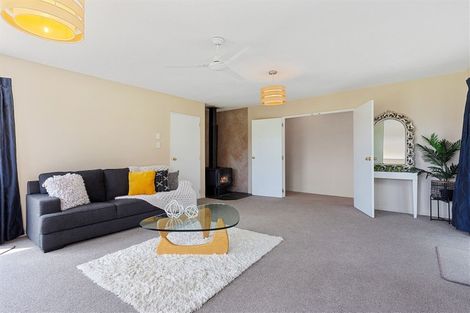 Photo of property in 2 Campbell Lane, Oxford, 7430