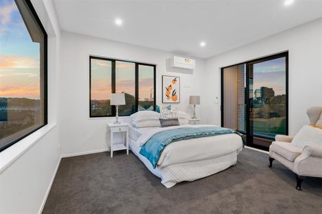 Photo of property in 100 Parkview Drive, Gulf Harbour, Whangaparaoa, 0930