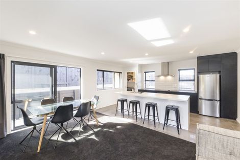 Photo of property in 8 Poplar Grove, Feilding, 4702