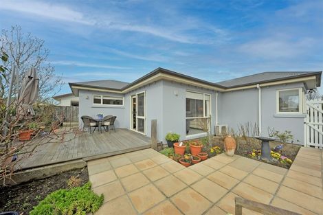 Photo of property in 2/134 Yaldhurst Road, Sockburn, Christchurch, 8042