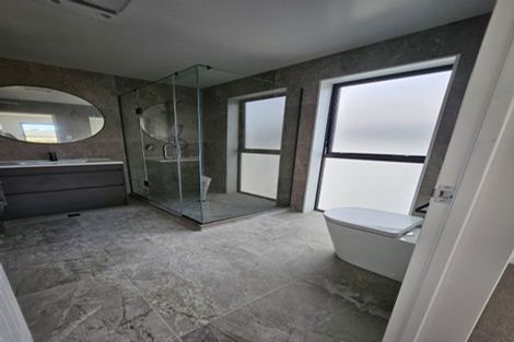 Photo of property in 35 Meadway, Sunnyhills, Auckland, 2010
