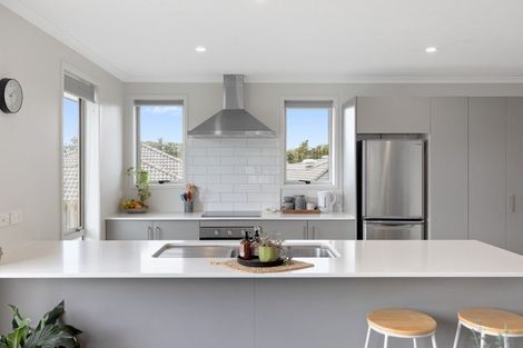 Photo of property in 1 Harakeke Way, Papamoa Beach, Te Puke, 3187