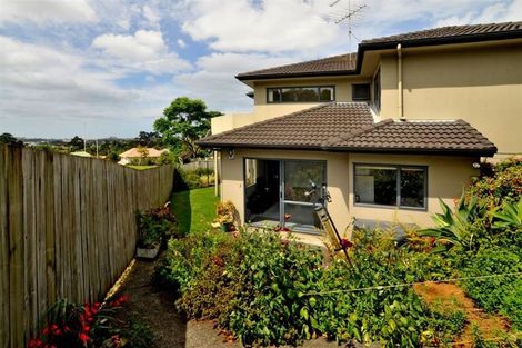 Photo of property in 33a Bronzewing Terrace, Unsworth Heights, Auckland, 0632