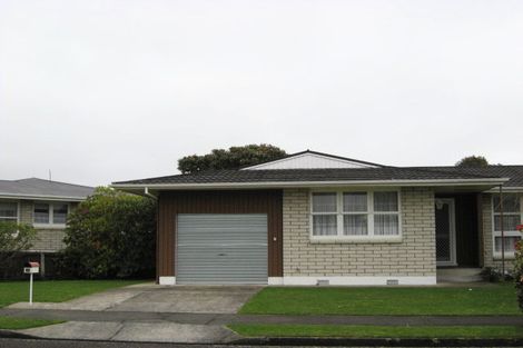 Photo of property in 42 Karaka Crescent, Levin, 5510