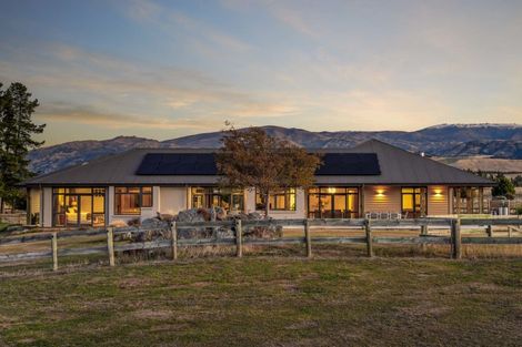 Photo of property in 182 Stevenson Road, Wanaka, 9382