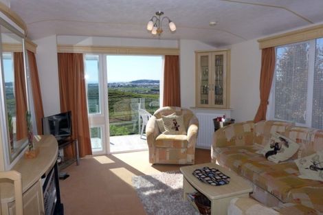 Photo of property in 70 Tironui Drive, Taradale, Napier, 4112