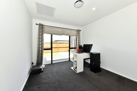 Photo of property in 14 Muirhill Street, Halswell, Christchurch, 8025