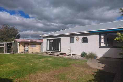 Photo of property in 72 Half Mile Road, Tuatapere, 9620