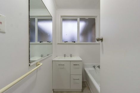 Photo of property in 17 Dowding Street, Melville, Hamilton, 3206